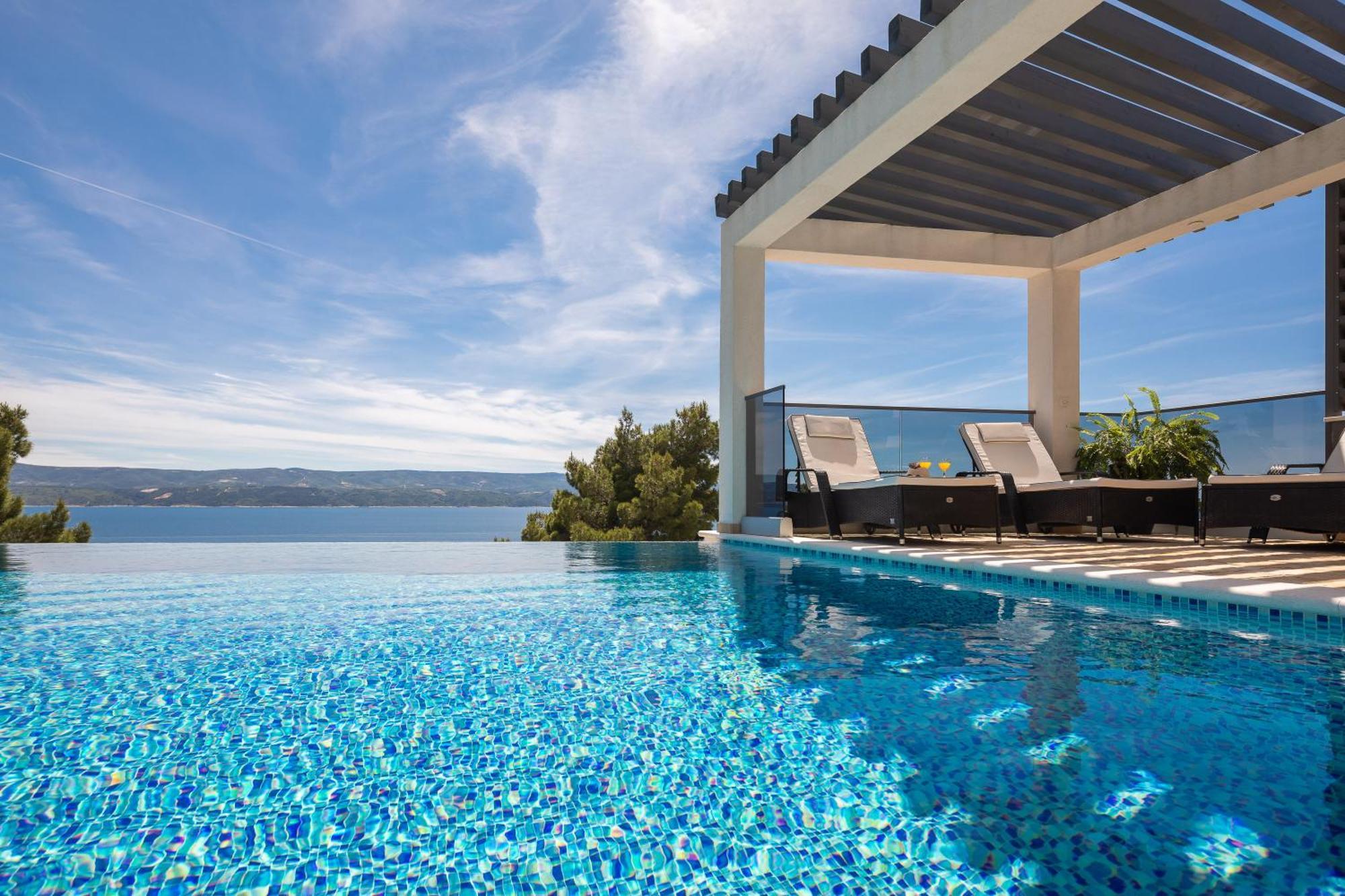 Luxury Seafront Villa With Heated Pool, Jacuzzi, Sea View, 150 M From Beach Stanici 외부 사진