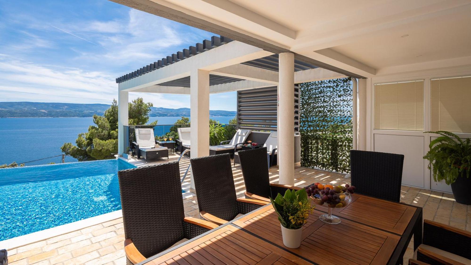 Luxury Seafront Villa With Heated Pool, Jacuzzi, Sea View, 150 M From Beach Stanici 외부 사진