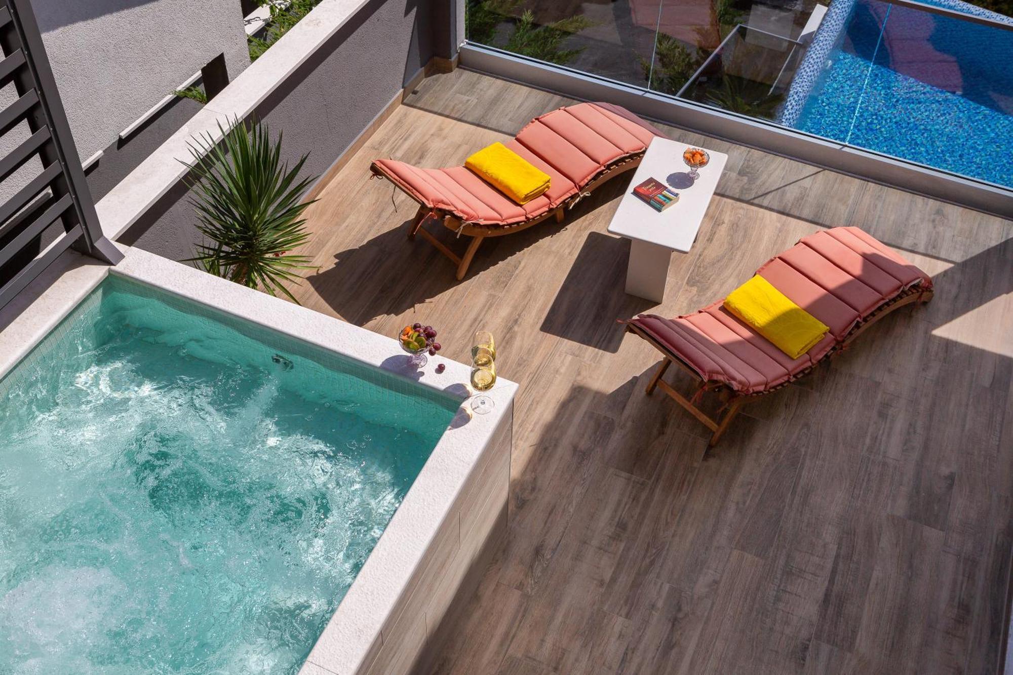 Luxury Seafront Villa With Heated Pool, Jacuzzi, Sea View, 150 M From Beach Stanici 외부 사진